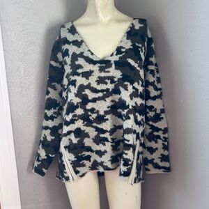 Central Park west camouflage sweater size extra small v neck
